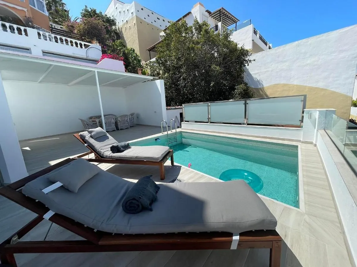 Ocean View 4 Bed Villa In Costa Adeje Costa Adeje  0*, Costa Adeje (Tenerife)